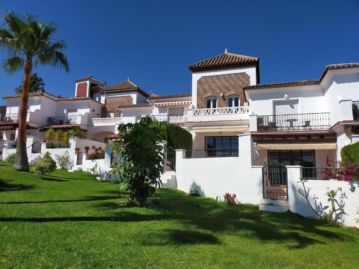 Nerja Sun Apartments Casa Cipreses 4 ภายนอก รูปภาพ